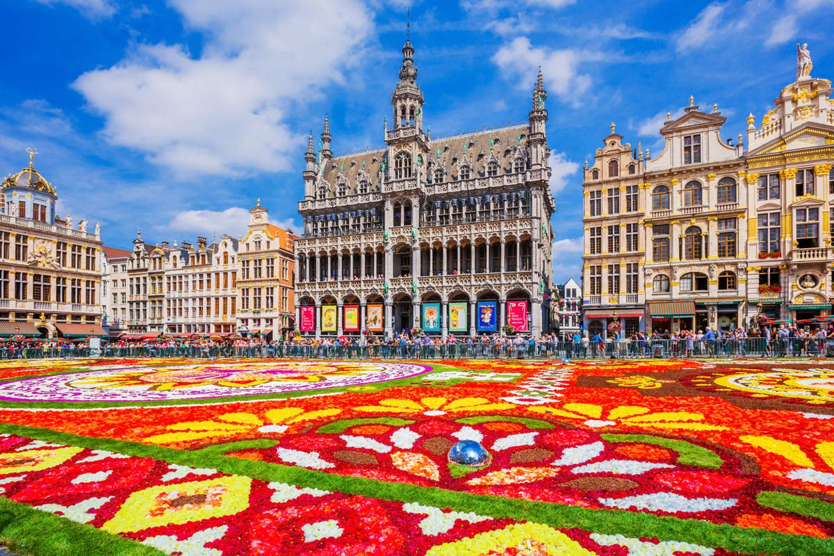 Grand Place y Manneken Pis
